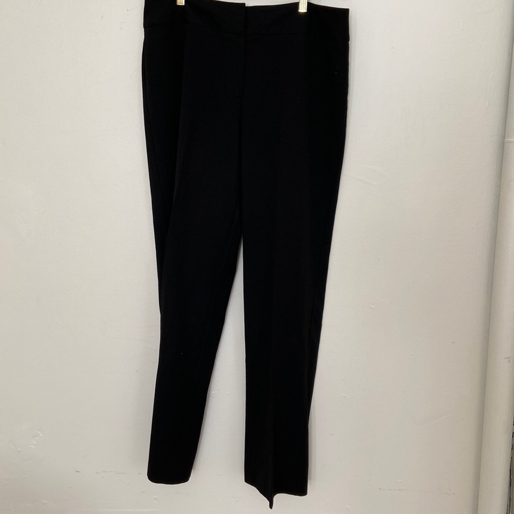 LIZ CLAIBORNE
